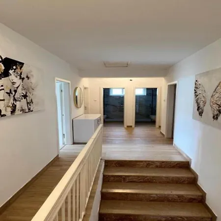 Four-bedroom With Sea View * Sreser